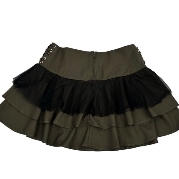 Hot Topic Thorn & Fable Ruffle Tiered Skirt Sz. Med - Picture 3 of 8